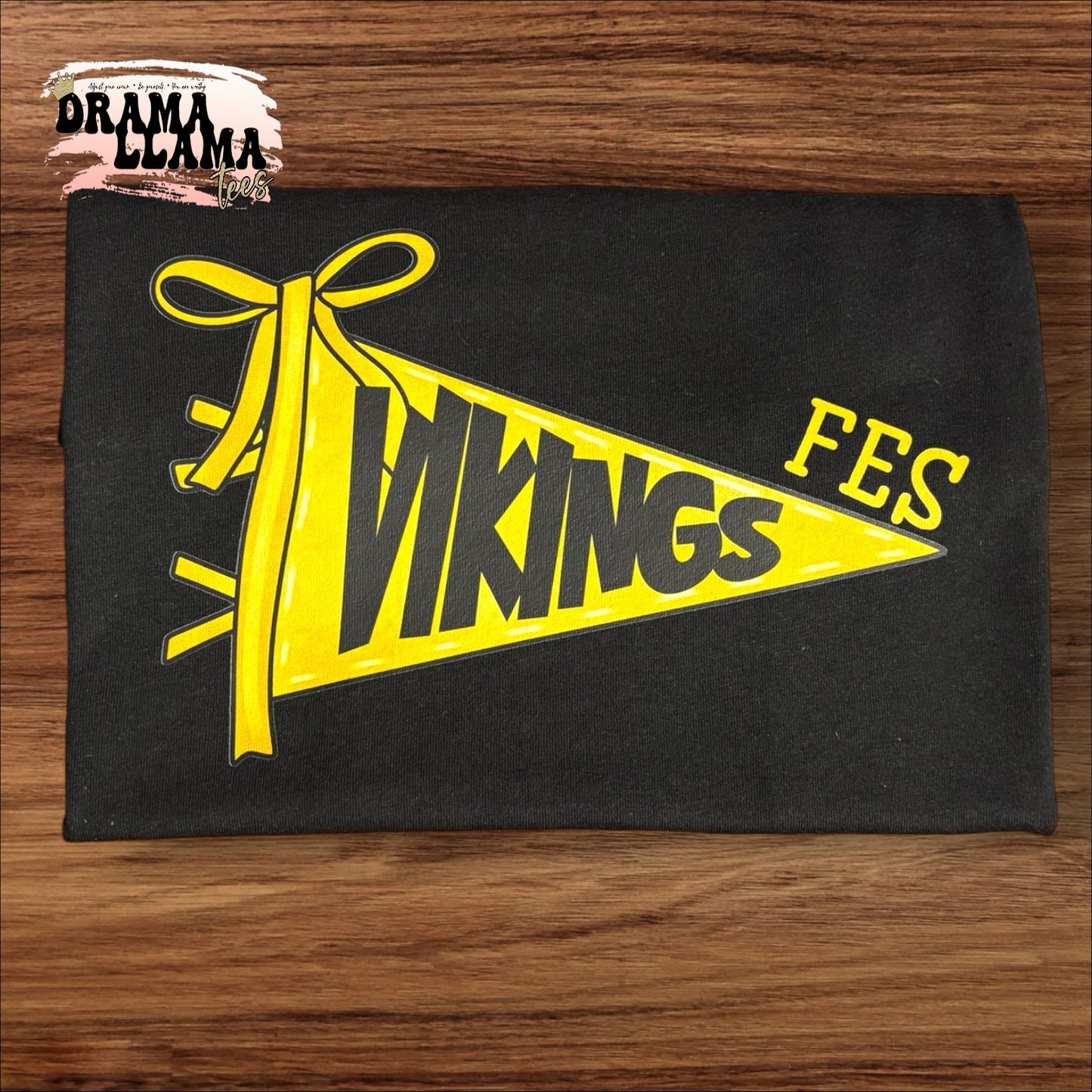 Pennant WITH BOW Spirit GILDAN SOFTSTYLE Tees | Put team name/info in note box!!
