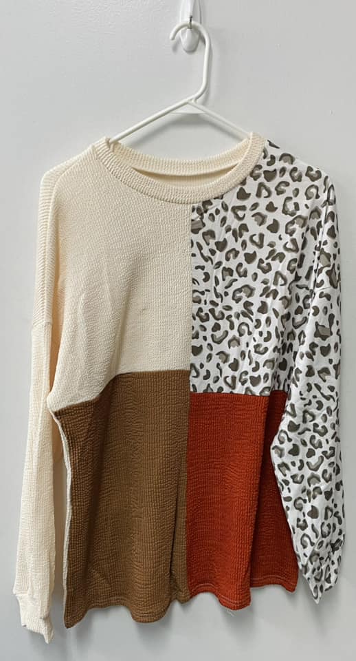 LARGE ʀᴇᴀᴅʏ ᴛᴏ ꜱʜɪᴘ! Women's Colorblock Sweater (Caramel)