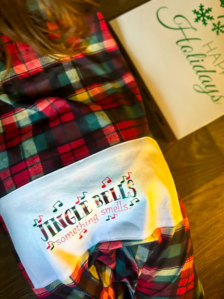 Basic Christmas Eve Box (30x40" Blanket/Personalized Gingerbread Plush/Pajamas)
